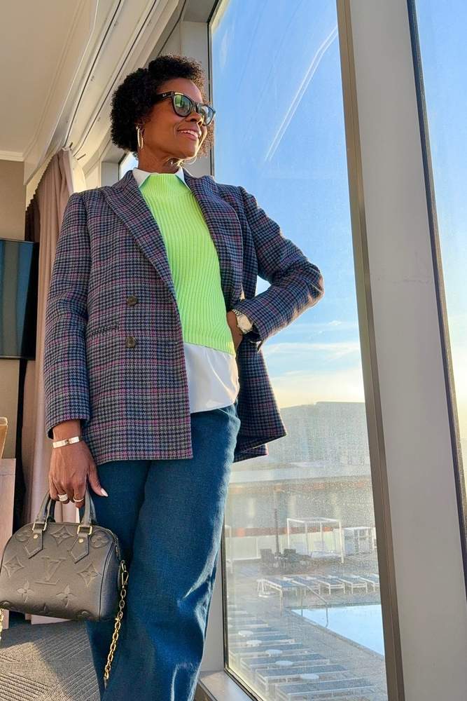 ToniTonyTone's fit featuring Old Navy, Amazon Basics, DSW, Louis Vuitton