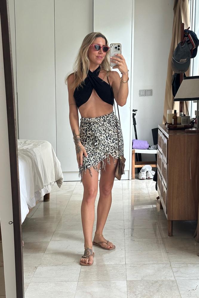 Adriennne's fit featuring H&M, Havaianas, Mahiya