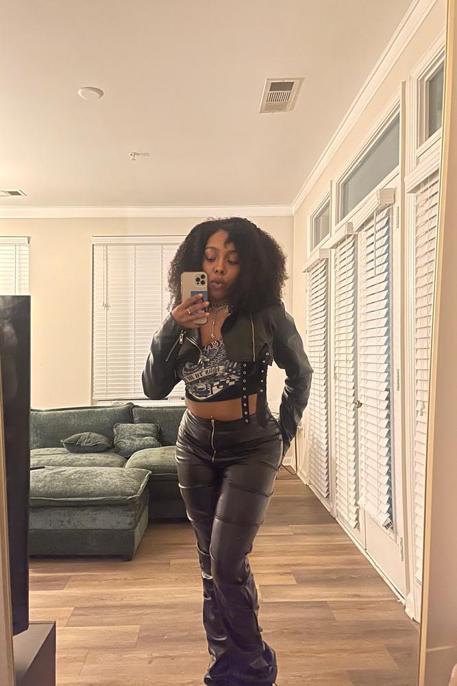 yoonaee's review for Pop It Crop It Faux Leather Jacket - Black