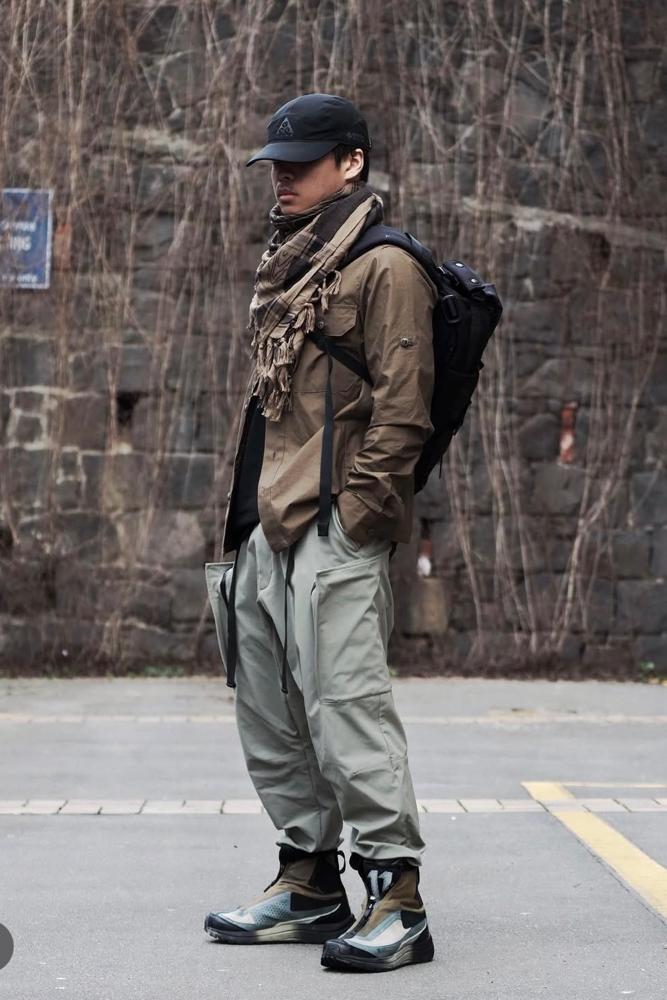 Ahmonruh's review for Topo Skull Shemagh