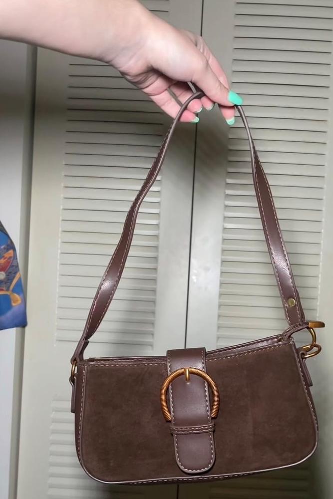 ohdesi's fit featuring Amazon Basics