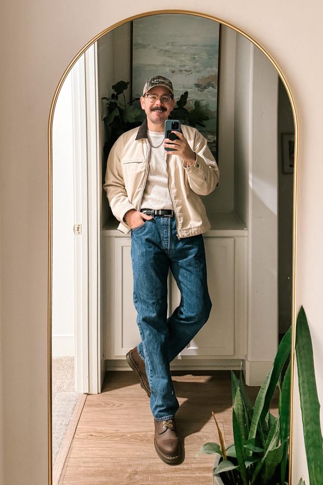 aardvark's fit featuring , , 