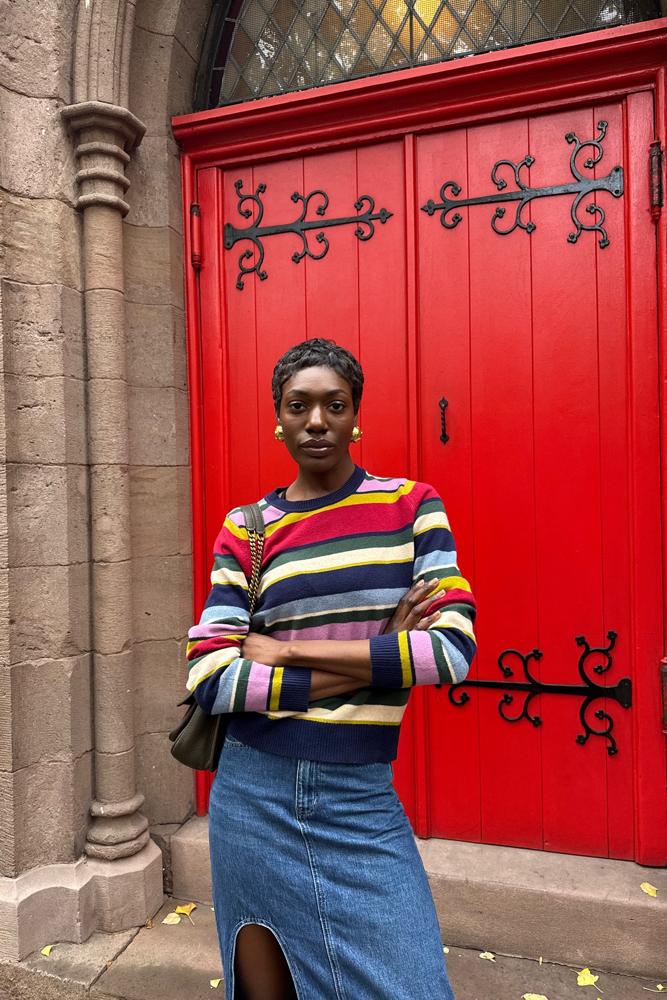 Sensaysha's fit featuring , 