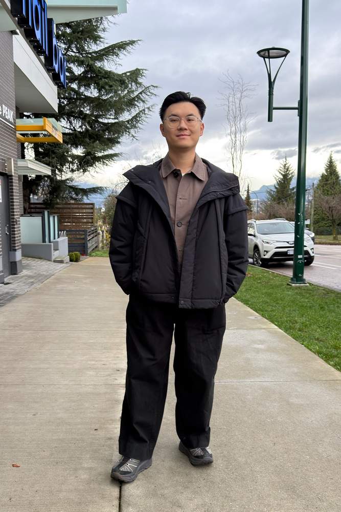 trkht's fit featuring Issey Miyake, Merz B. Schwanen, Hoka, A.PRESSE, James Coward | jamescoward, isseymiyake, apresse, hoka, haven, merzbschwanen