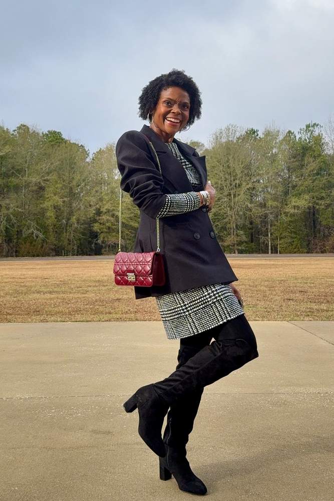 ToniTonyTone's fit featuring DSW, Target