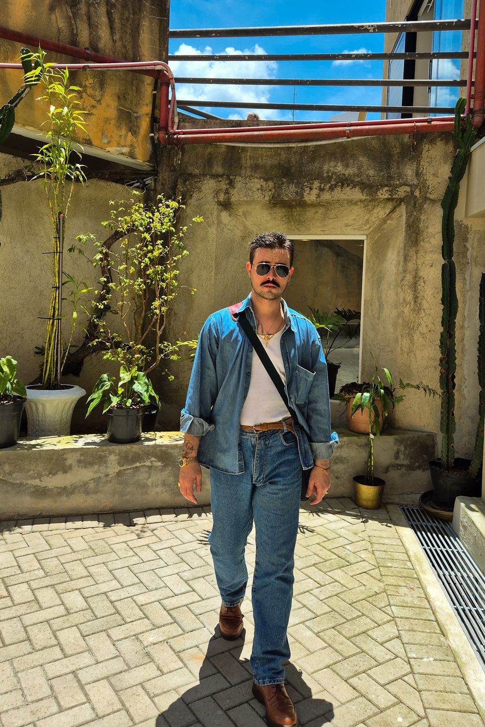 Post featuring Ray-Ban Aviator RB3025 - Large