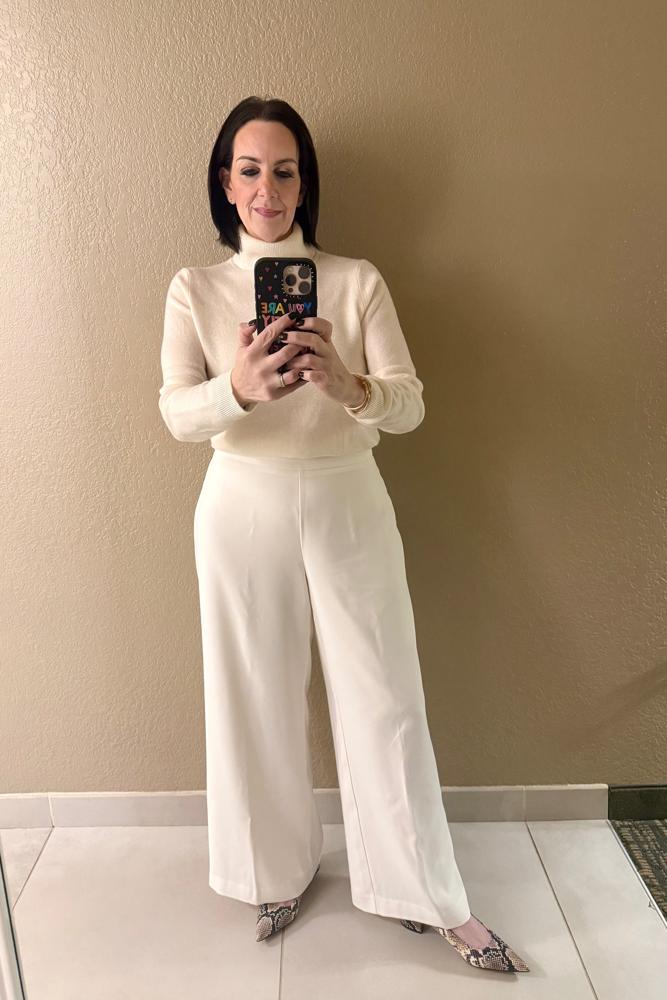 GAviv's fit featuring , 