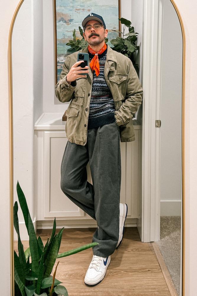 aardvark's fit featuring , , 