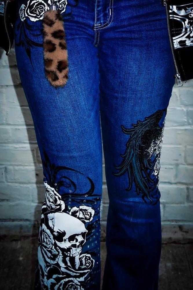 kenniectrl's fit featuring Tory Burch, Hot Topic | [object Object], [object Object], [object Object], [object Object], [object Object], [object Object]