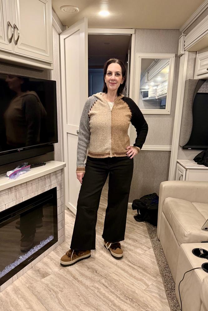 GAviv's fit featuring Vervet, Cougar