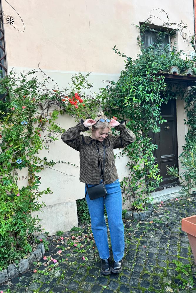 sarkaitlin's fit featuring Simons, Aritzia, Amazon Basics