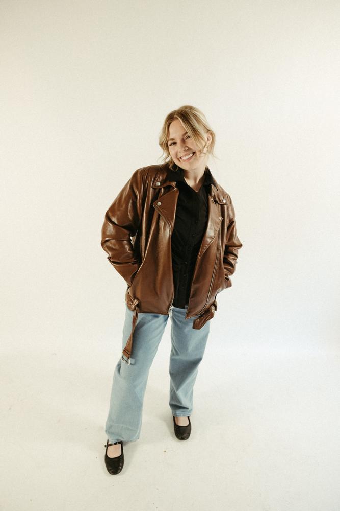 sarkaitlin's fit featuring Aritzia, Steve Madden, Target, OAK AND FORT