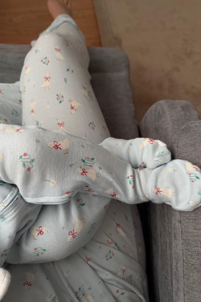 Fresateresa's fit featuring Amazon Basics | [object Object]