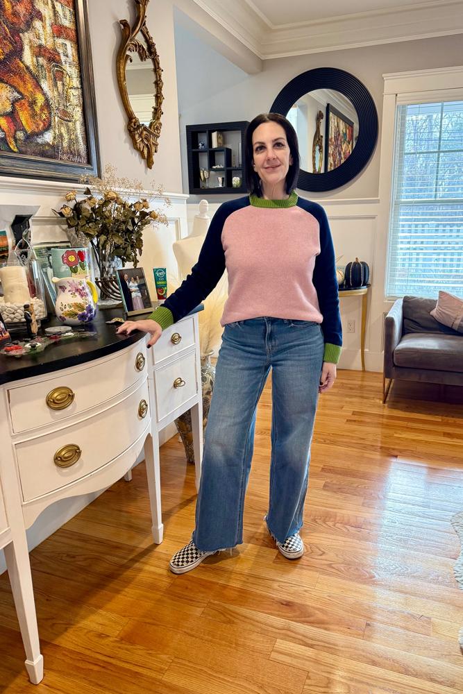 GAviv's fit featuring Boden, Quince, Vans