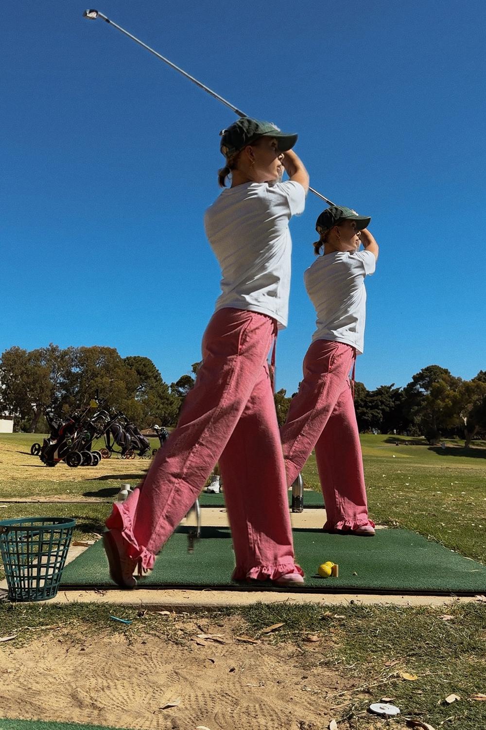 Post featuring damskie spodnie z falbanką - wild berry