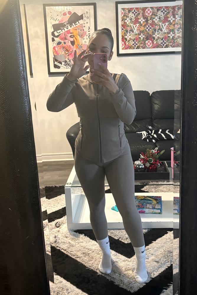 Always86's fit featuring Aritzia