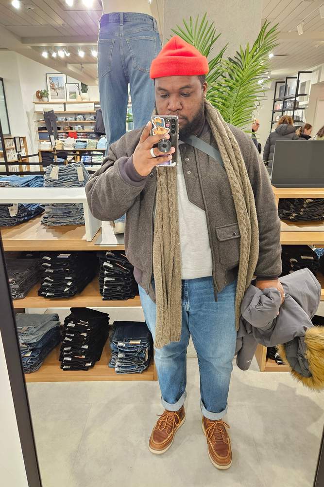 Benchmarks's fit featuring Uniqlo, Clarks, GAP