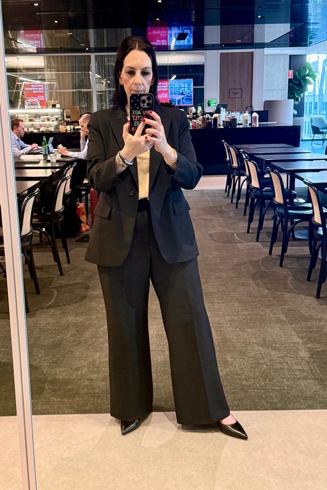 GAviv's fit featuring Boden, Banana Republic Factory, Franco Sarto