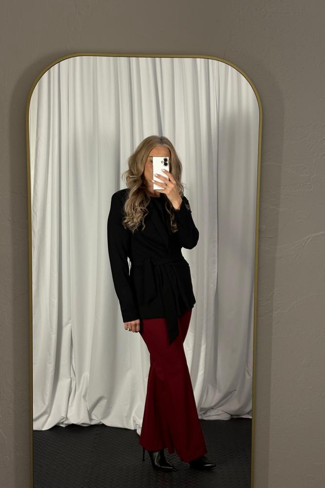 BusinessCasualOOTD's fit featuring White House Black Market