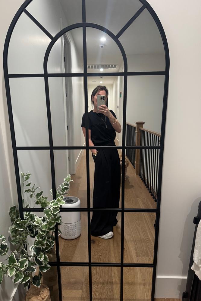 Fanmael's fit featuring Alo Yoga, On Cloud, Zara | travel, comfy