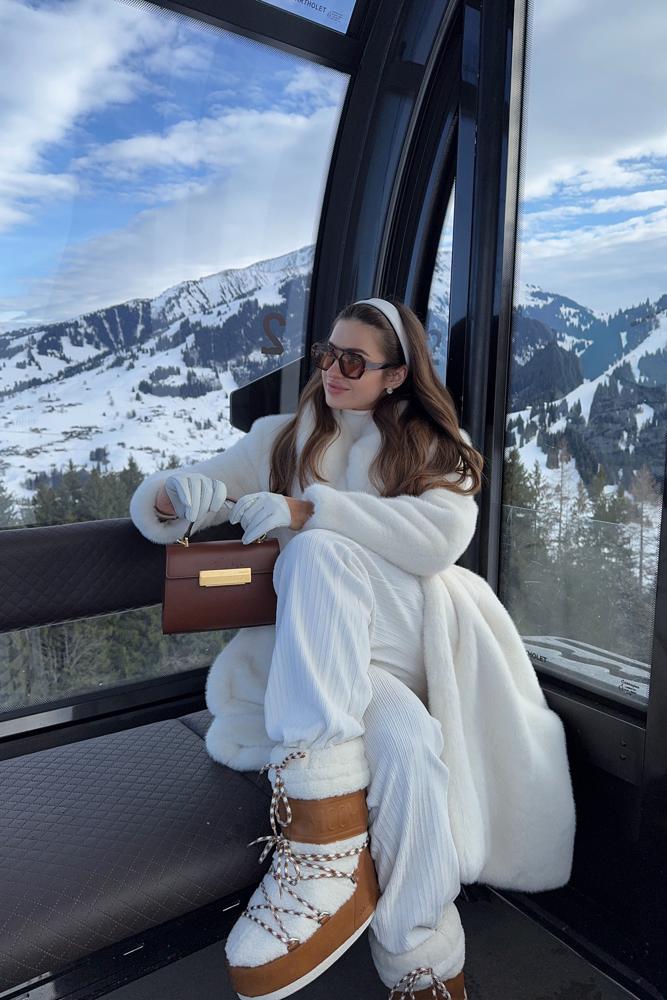 Veroniikapl's fit featuring , , , , , 