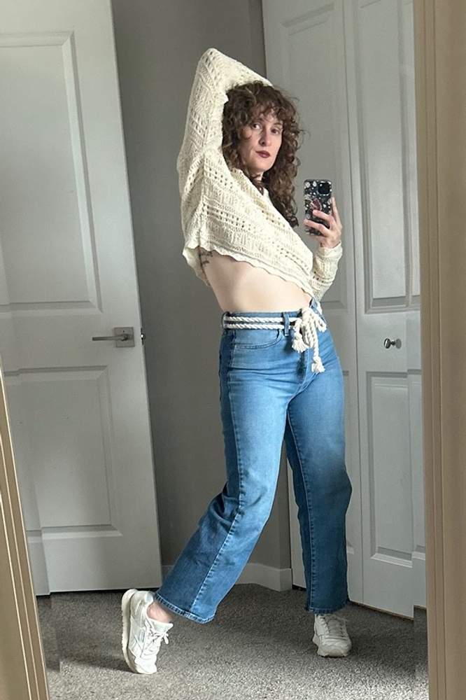 DaniTrics's fit featuring Reebok, Banana Republic Factory, ASOS