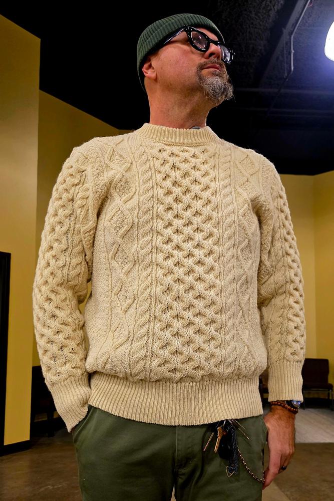 chainstitched's fit featuring ROTOTO, Left Field