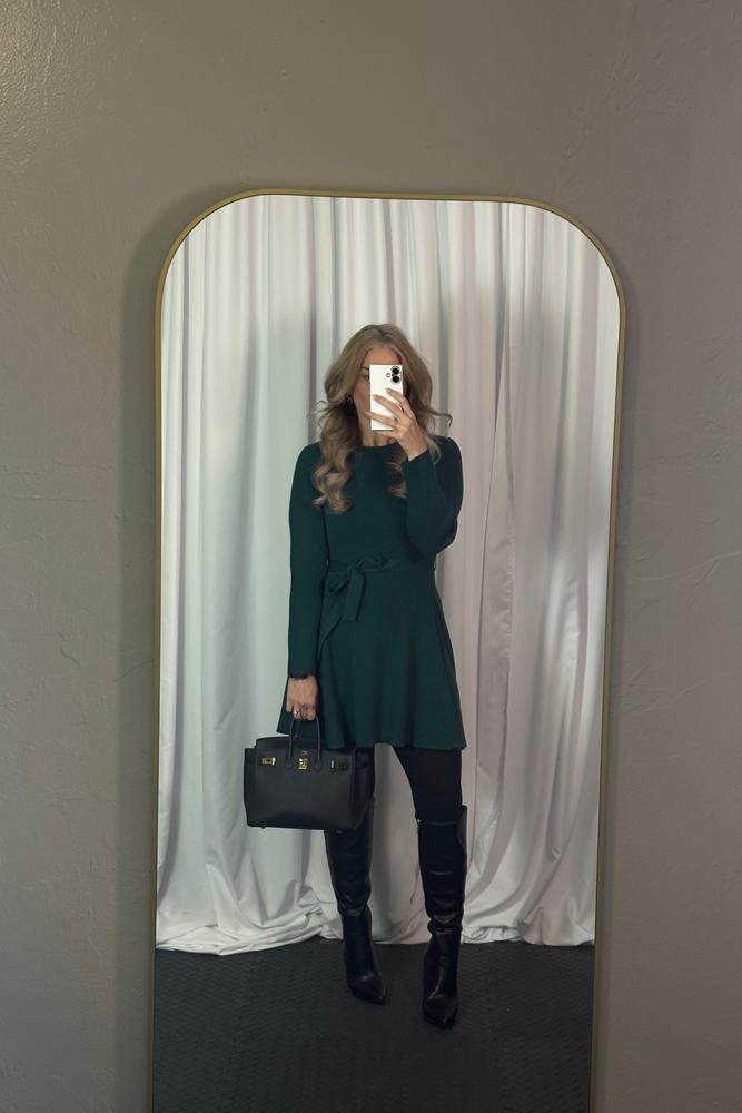 BusinessCasualOOTD's fit featuring Amazon Basics