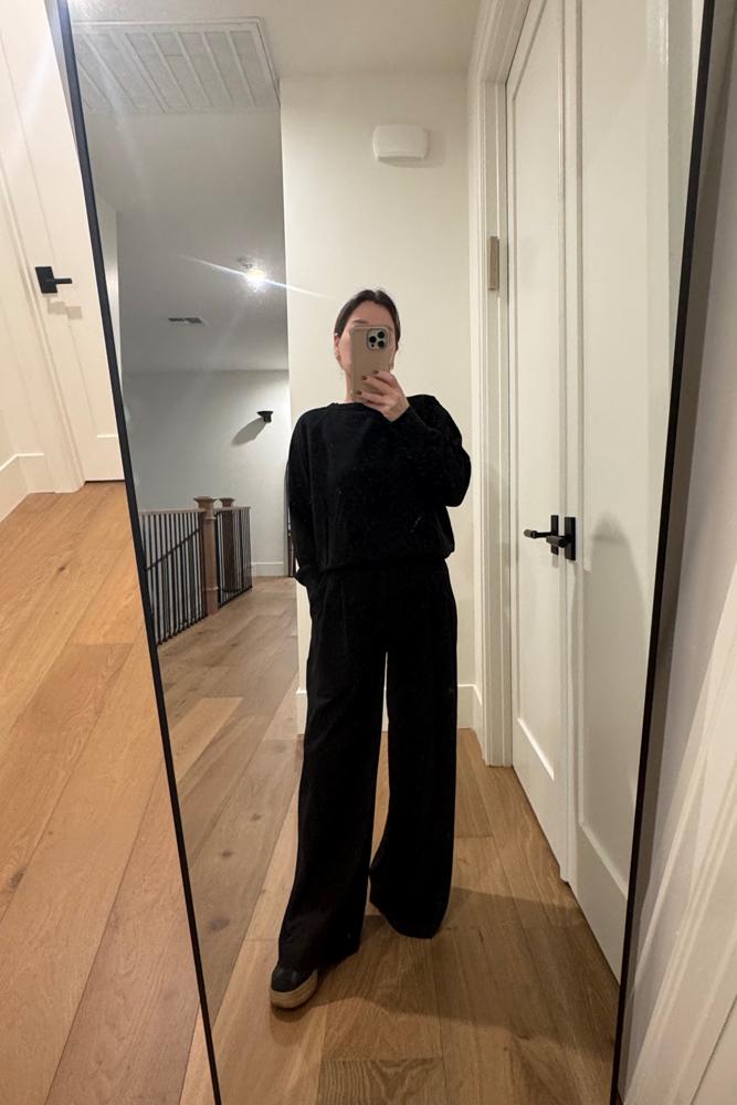 Fanmael's fit featuring Alo Yoga, Adidas, GAP