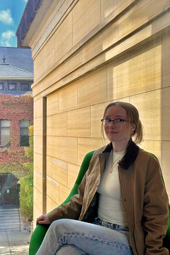 mara2360's fit featuring Hunter, SKIMS, Levi's, UGG, Anavia, Yes Style, Linjer