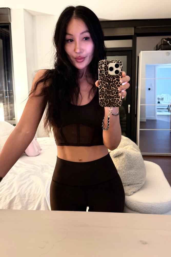 Tiffanysong's fit featuring Alo Yoga, Velvet Caviar