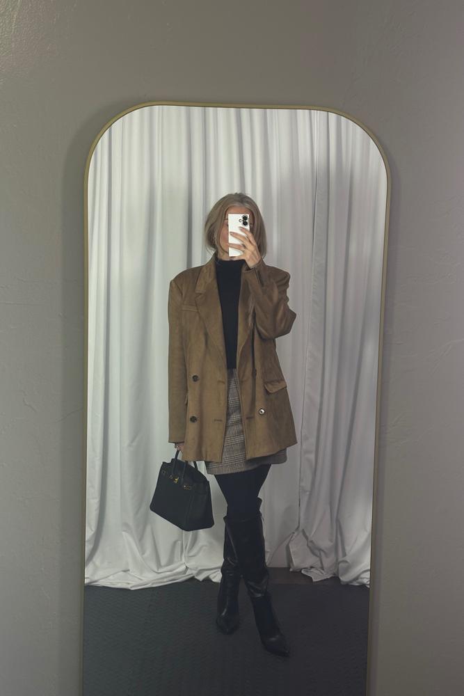 BusinessCasualOOTD's fit featuring Halara, Amazon Basics, Abercrombie & Fitch