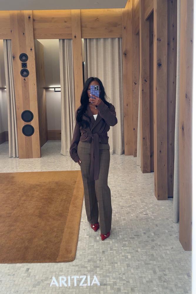 Therealcydneytaylor's fit featuring Aritzia