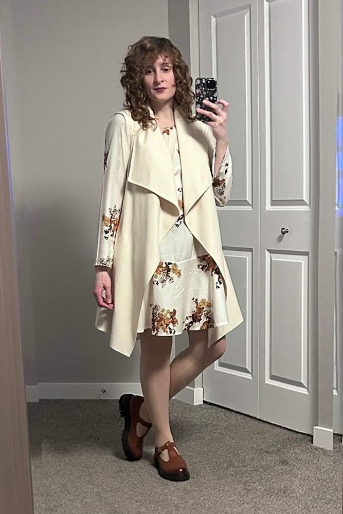 DaniTrics's fit featuring Le Chateau, TEMU