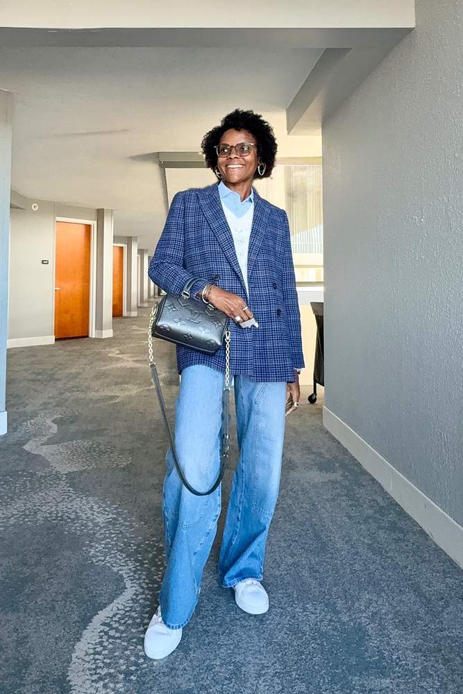 ToniTonyTone's fit featuring DSW, Loft, Amazon Basics