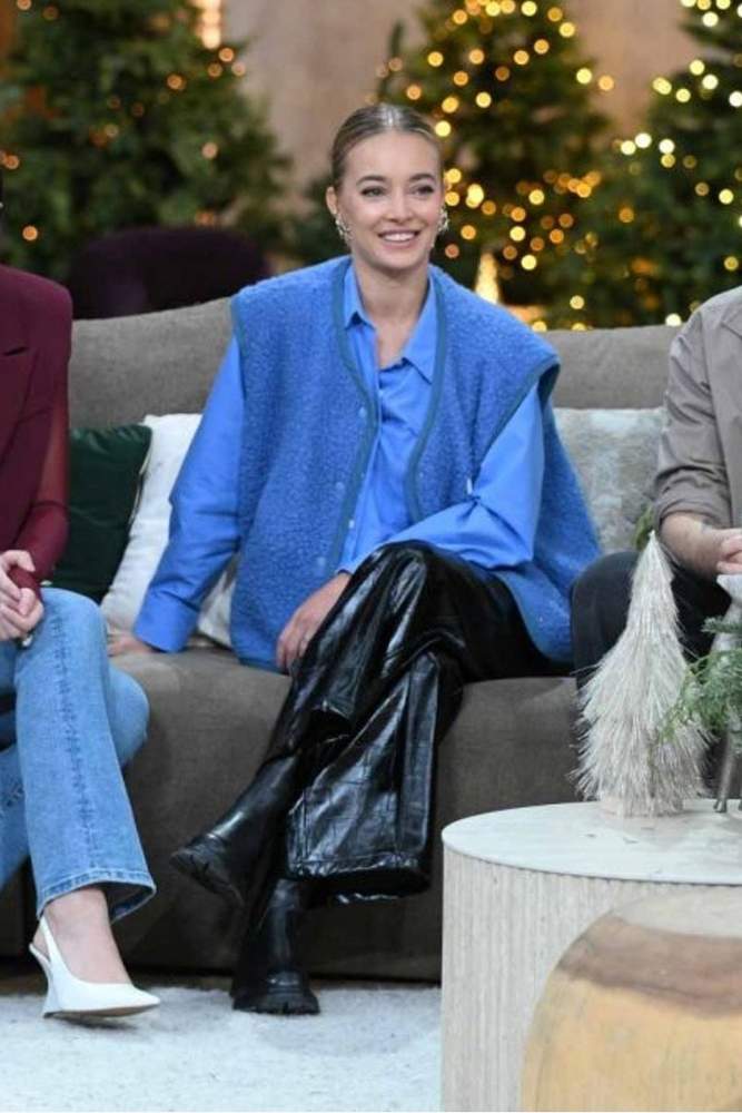 nataliakusiak's fit featuring Happymess, Uniqlo, Prank Project, Kazar, Oplotka