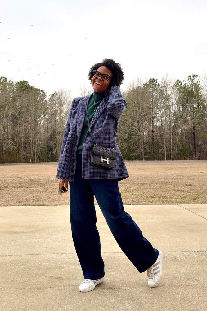 ToniTonyTone's fit featuring DSW, Old Navy, Loft