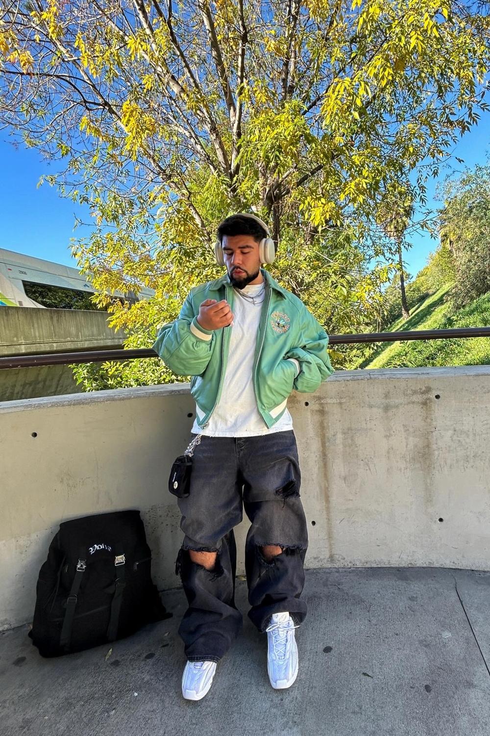 Post featuring MNML Rave Distressed Jeans Vintage Black