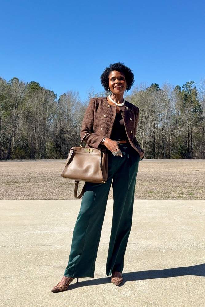 ToniTonyTone's fit featuring DSW, Loft