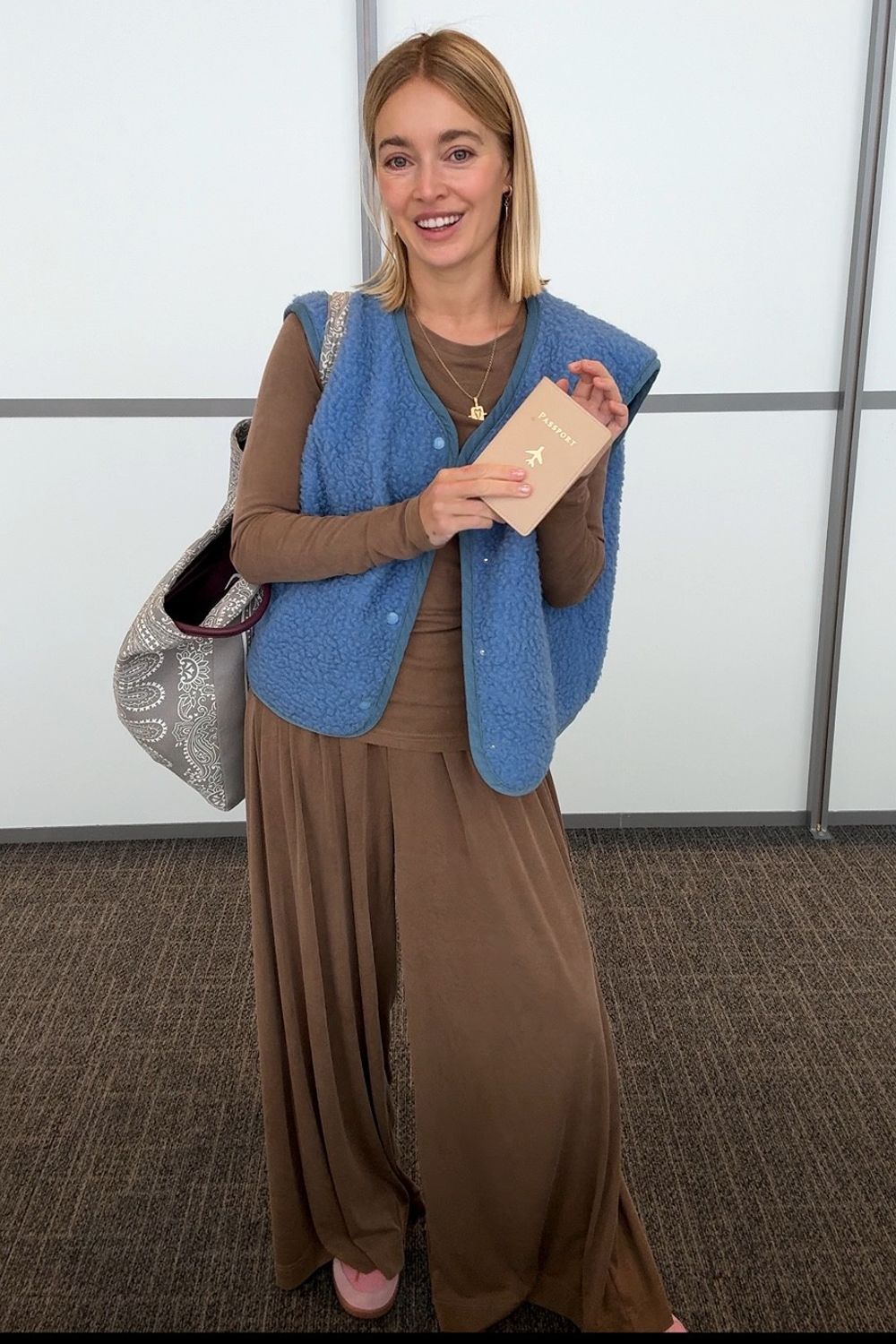 Post featuring kamizelka merino - ice blue