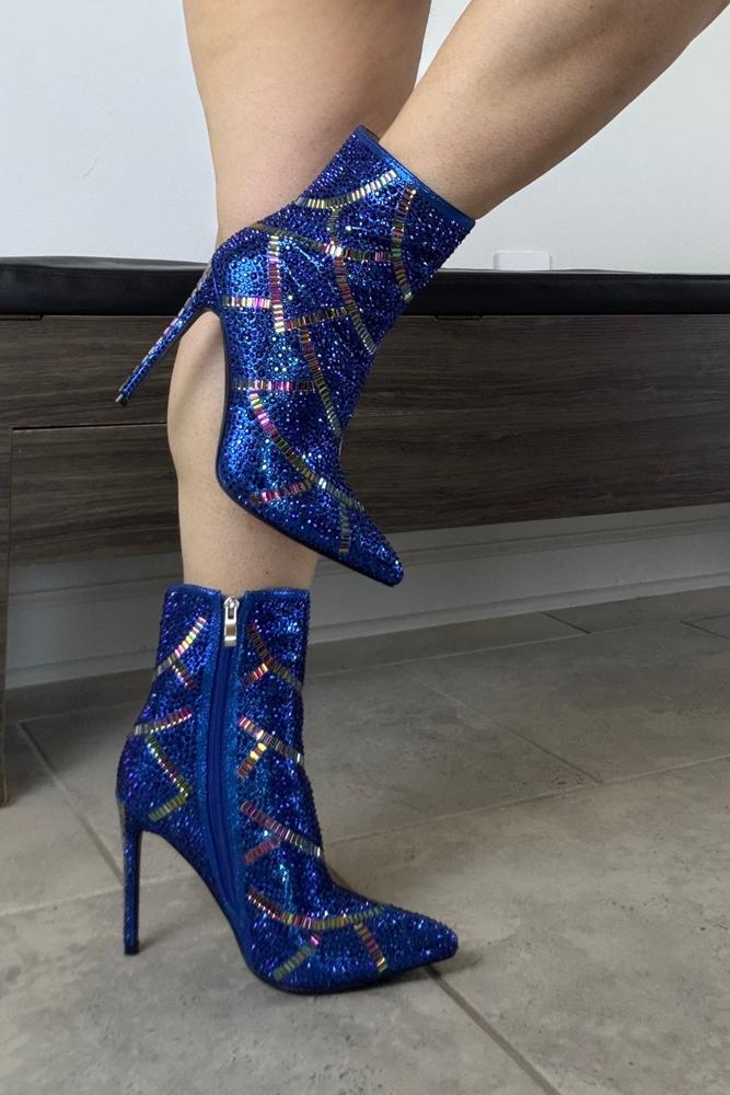 MichelleTM's fit featuring Grace in LA, Macy's, Buckle, Altar'd State