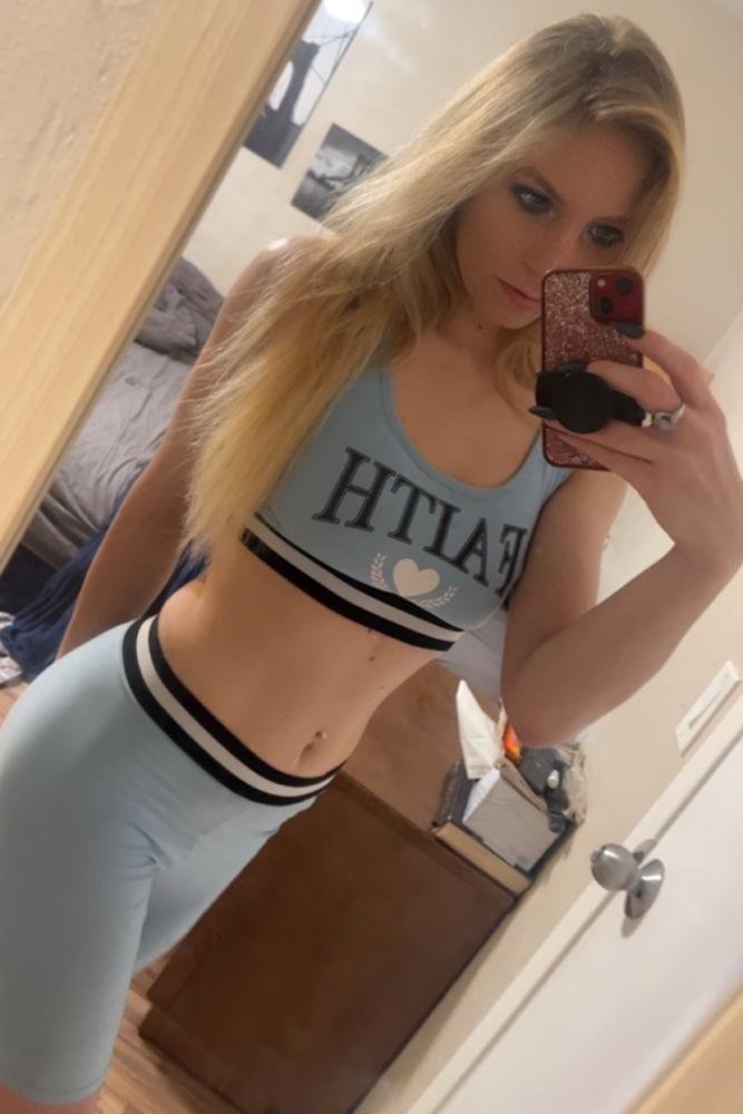 Cookie2u's fit featuring No Boundaries