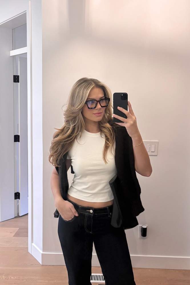 livinwithkait's fit featuring Amazon Basics, Qomfort, Uniqlo, Zara