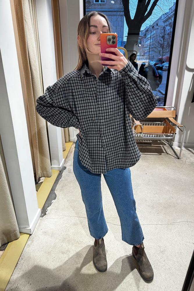 adakowara's fit featuring The Odder Side, Blundstone