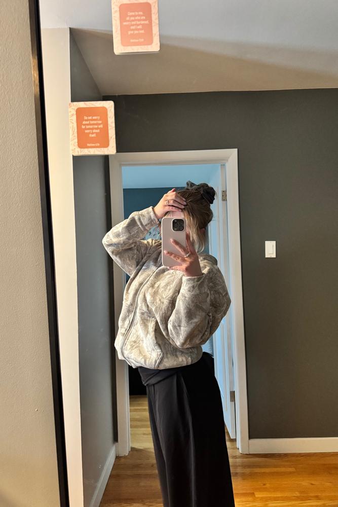 sarkaitlin's fit featuring Hollister, Aerie