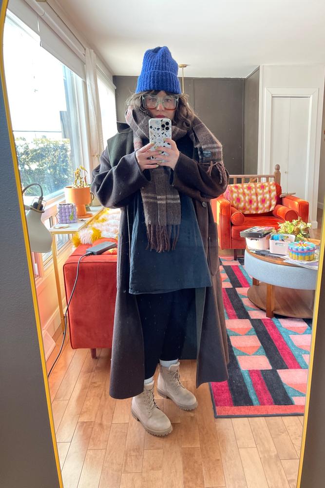 stephcoelho's fit featuring Amazon Basics, Simons, Yellow Shoes, Banana Republic, Zara