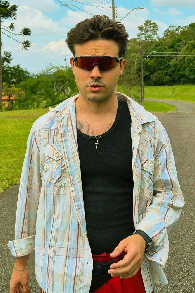 Lukepeder's fit featuring Oakley, Adidas, Aime Leon Dore, Wrangler