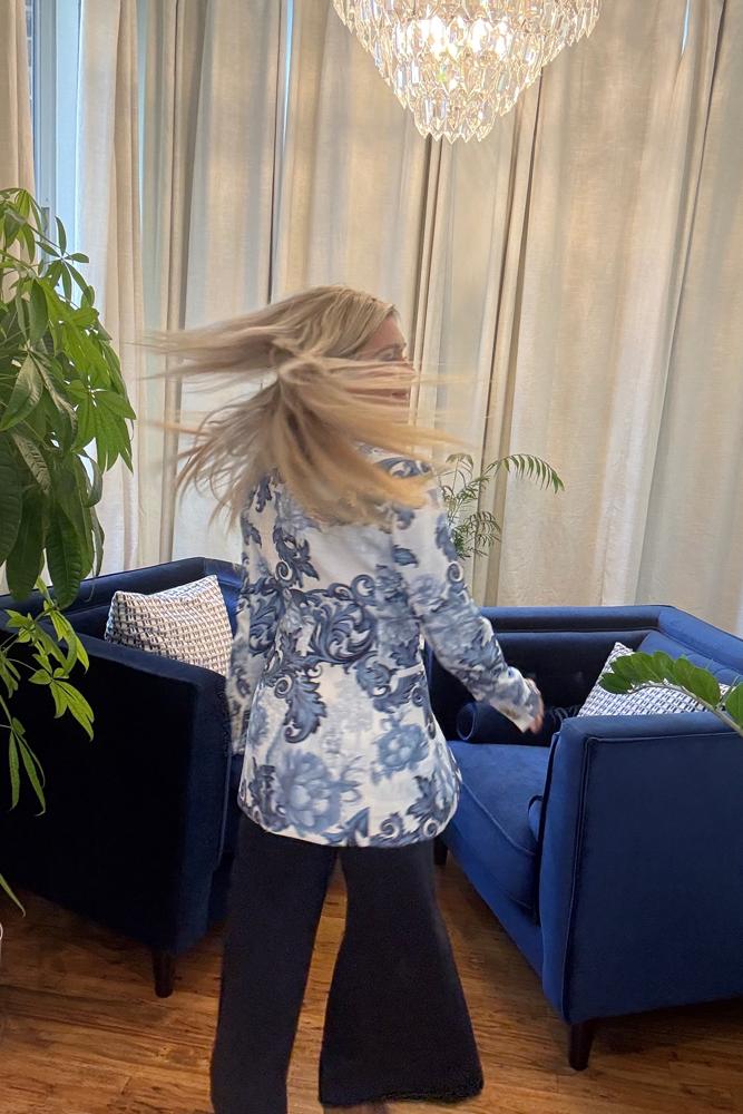 Stephanieintheparks's fit featuring Yves Saint Laurent, Alice + Olivia, Aritzia