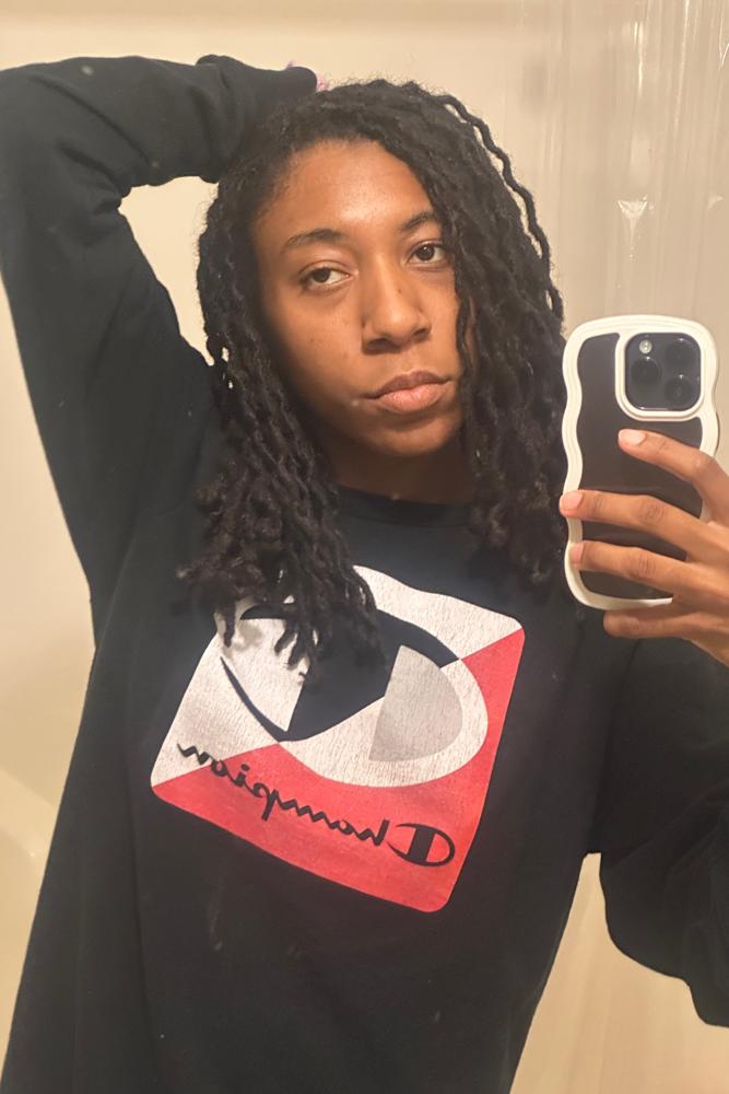 MSLLUXE's fit featuring Champion