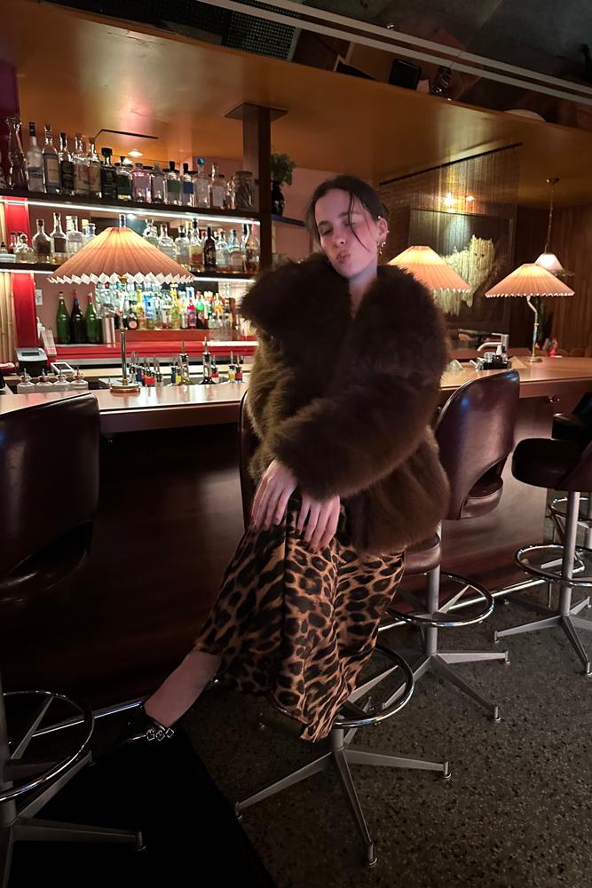 Samiskinnerr's fit featuring , 